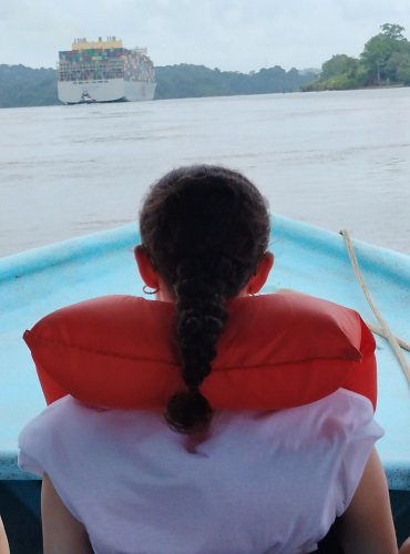 Monkey Island Tour Panama - Girl